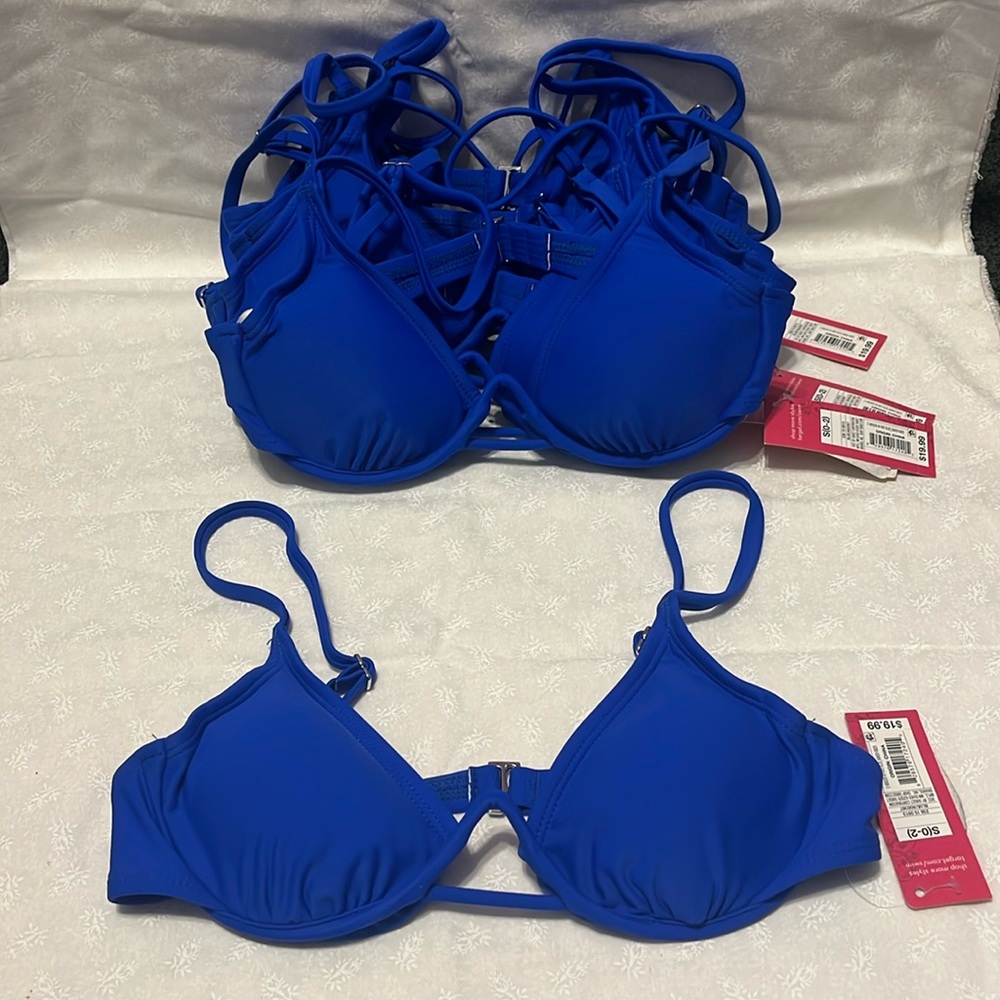 NWT Vibrant Blue Wired Bikini Top